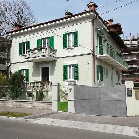 Agli Oleandri Appartamento In Villa Con Con Parcheggio Gorizia Eksteriør bilde