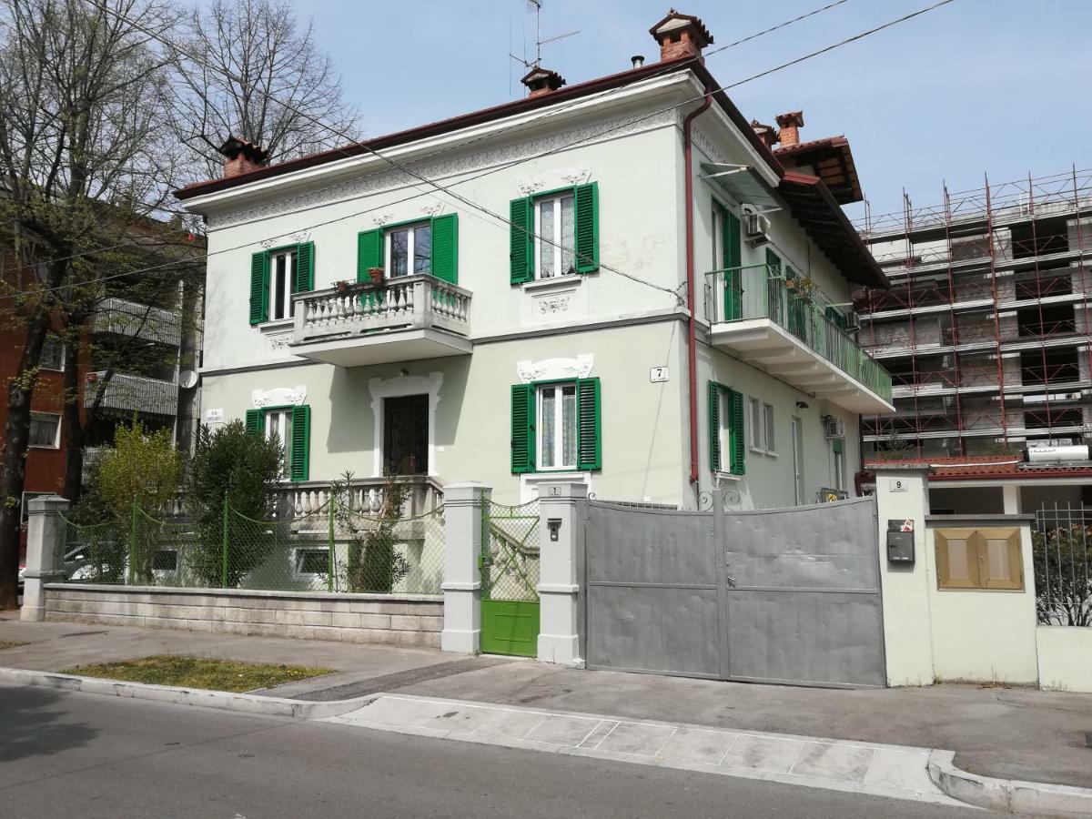 Agli Oleandri Appartamento In Villa Con Con Parcheggio Gorizia Eksteriør bilde