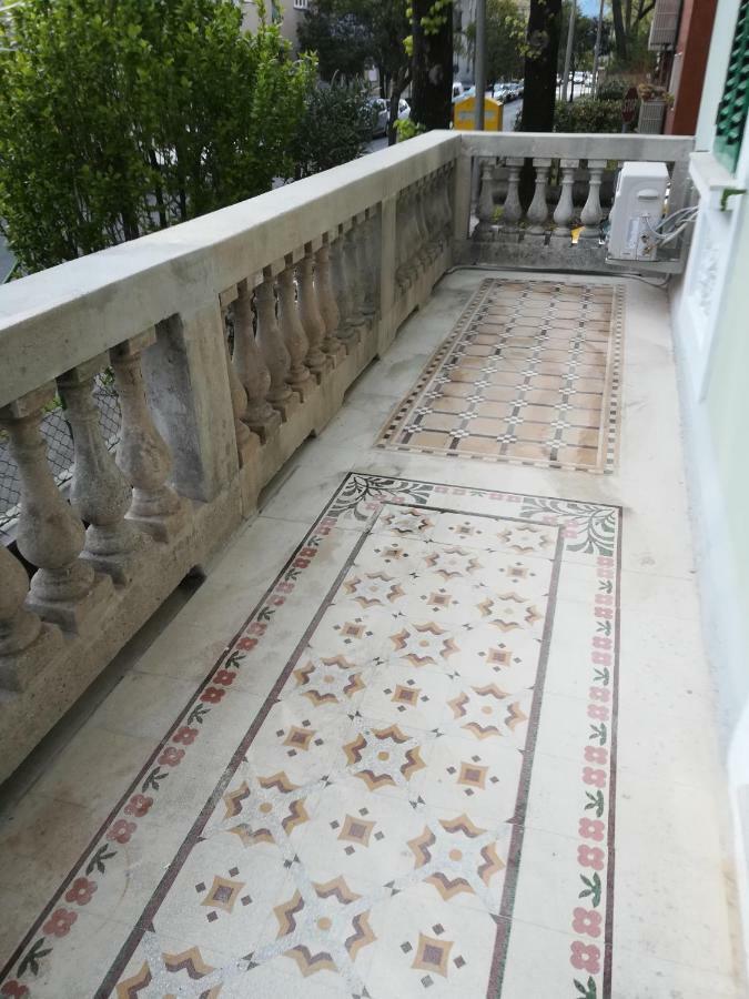 Agli Oleandri Appartamento In Villa Con Con Parcheggio Gorizia Eksteriør bilde